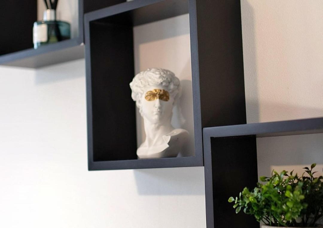 Spacious 3 Bed Apartment, En-Suites, Near Train Station! Watford  Bagian luar foto